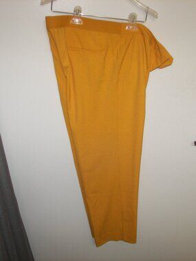 Amanda and Chelsea mustard yellow women's pants slim leg low rise 12P with tags